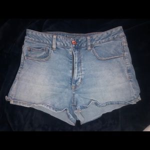 American Eagle, hi rise shorts